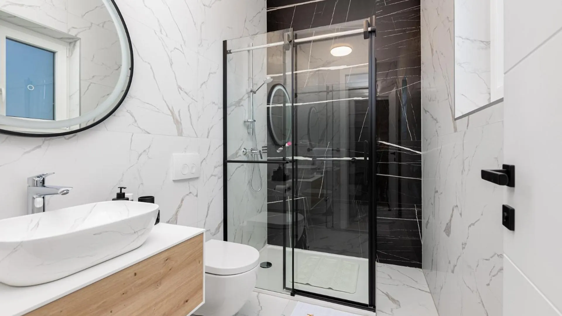Apartment Klara With Private Pool Malinska