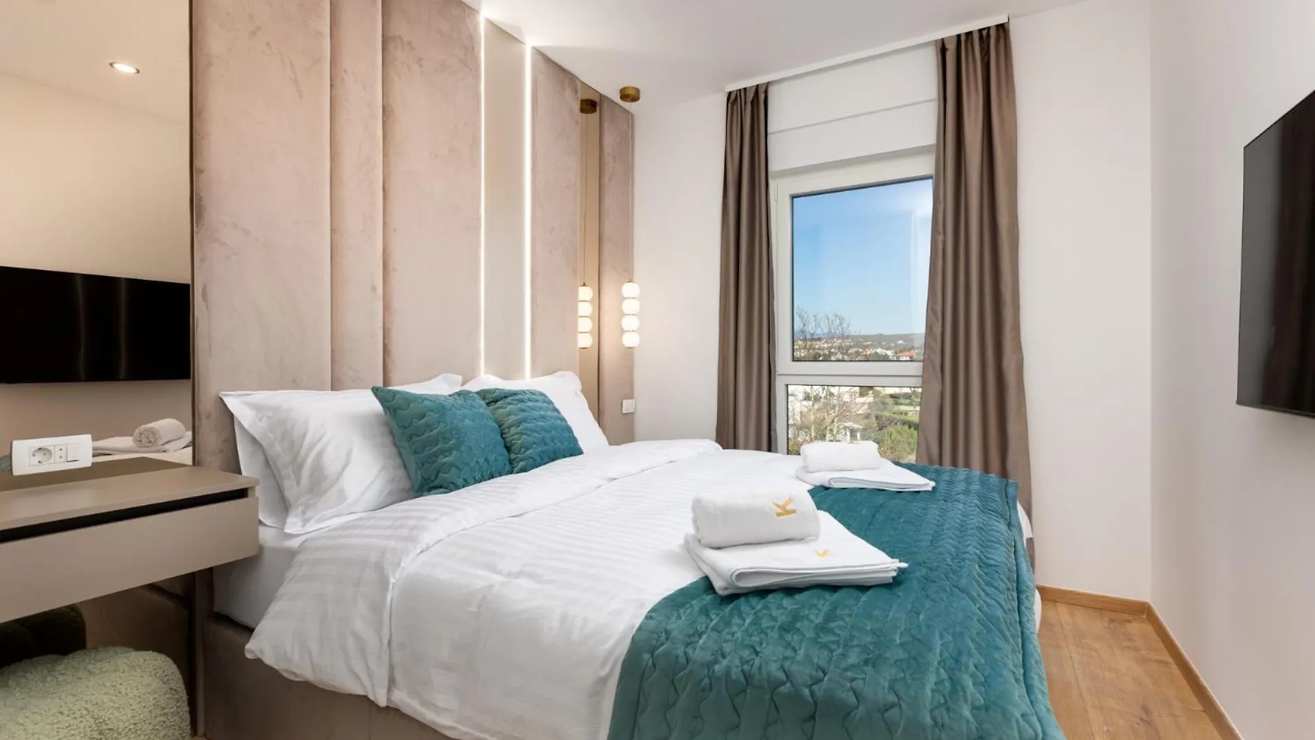 Apartment Klara With Private Pool Malinska